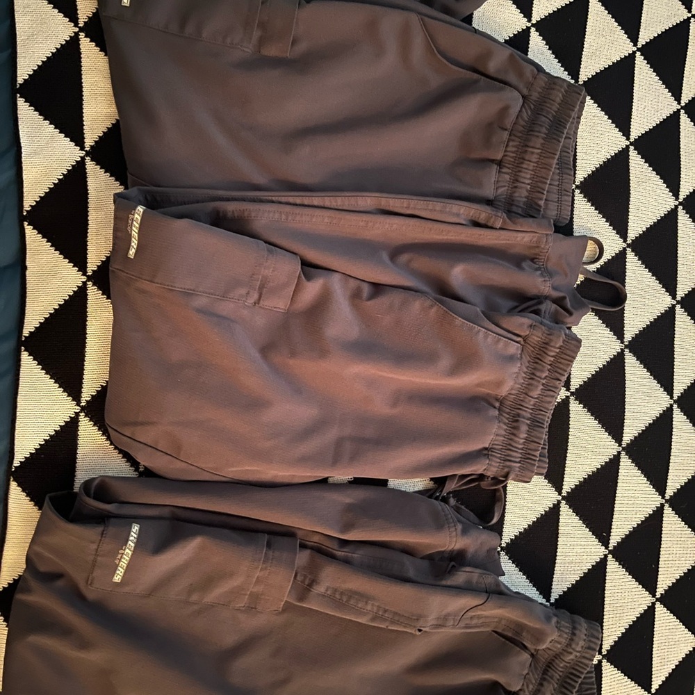 Women’s Skechers Gray scrub pants 3 pairs